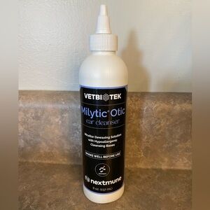 Dog ear cleaner- new!